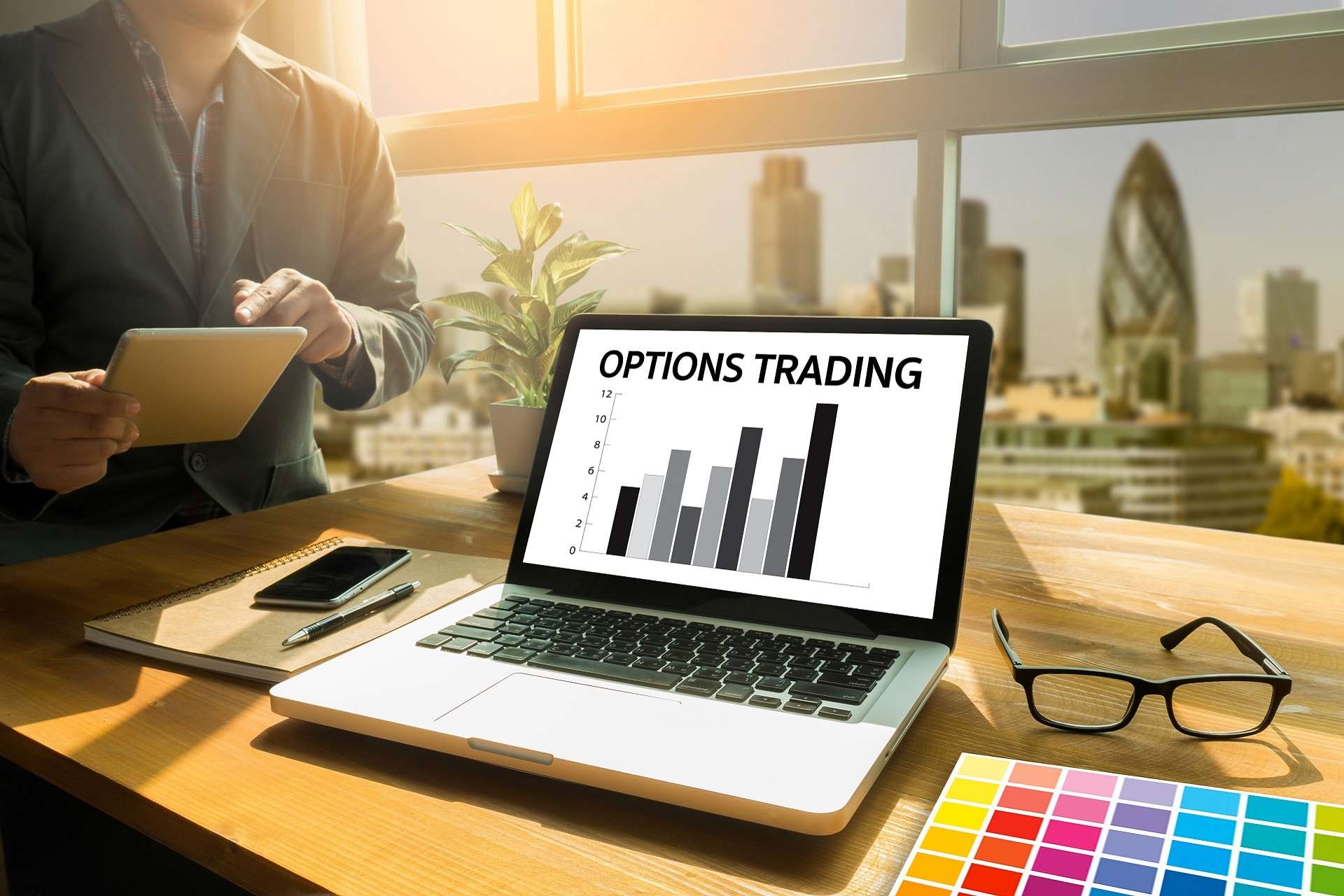 What should every options trader know before trading listed options?