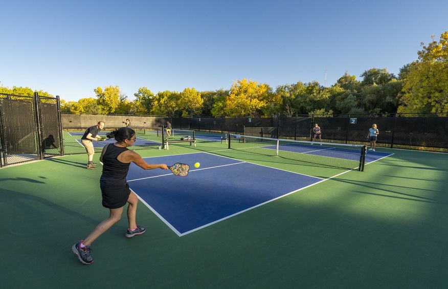 How to Pour Concrete for a Pickleball Court: A Step-by-Step Guide